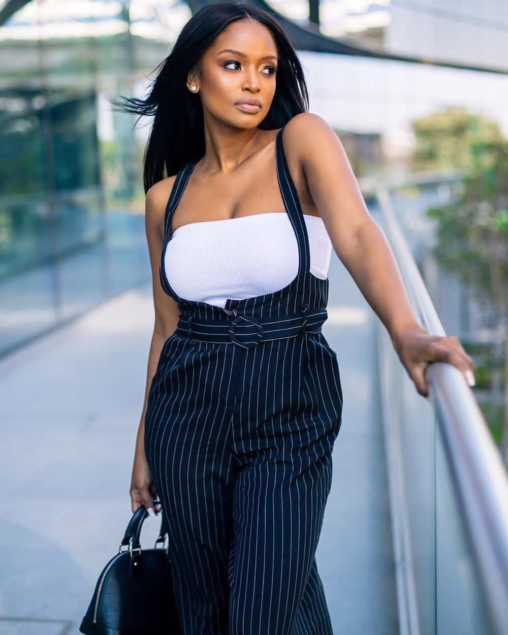 Thando Thabethe - Age, Family, Bio