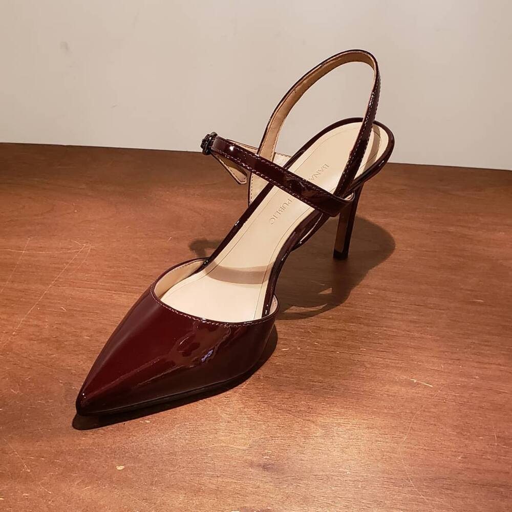 Banana Republic sling back pumps