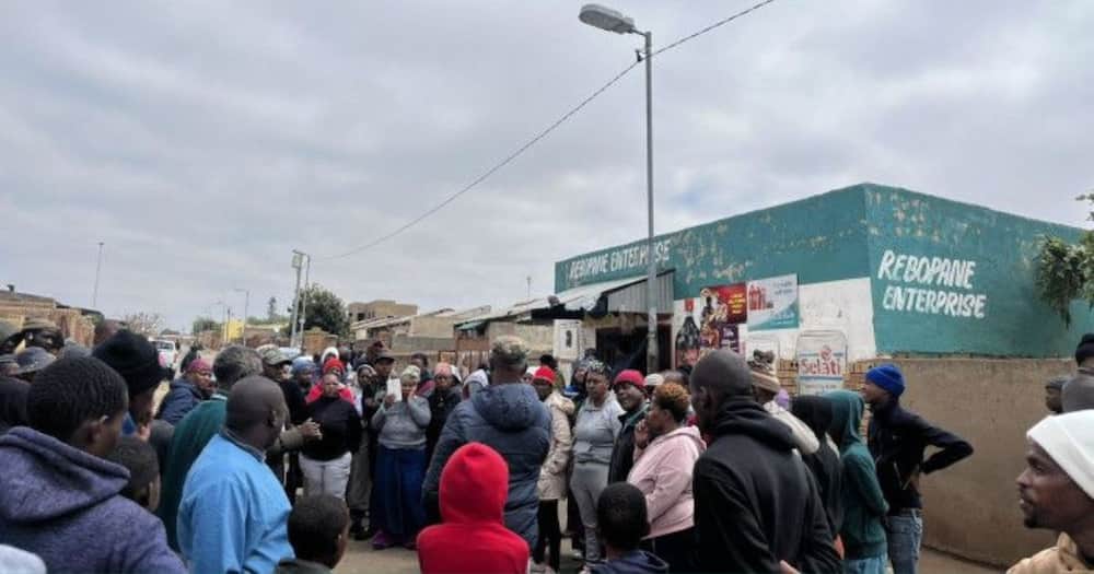 Soweto residents furious angered by boy's death