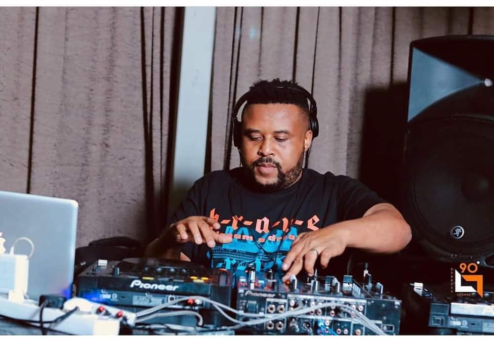 Dj Sox bio Dj Sox bio