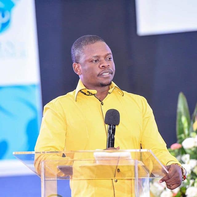 Prophet Bushiri biography: age, real name, wife, church ...