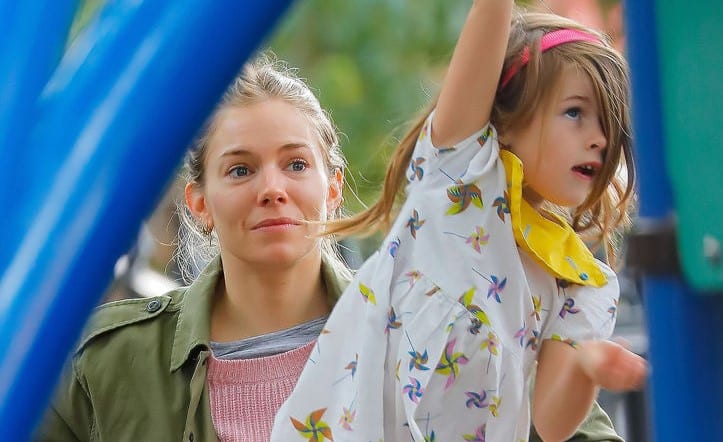 Does Sienna Miller have a child?