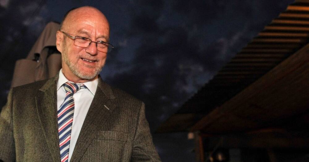 Derek Hanekom celebrates birthday