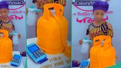 "I thought it was real": Nigerian baker makes cake that looks like gas cylinder, video wows netizens