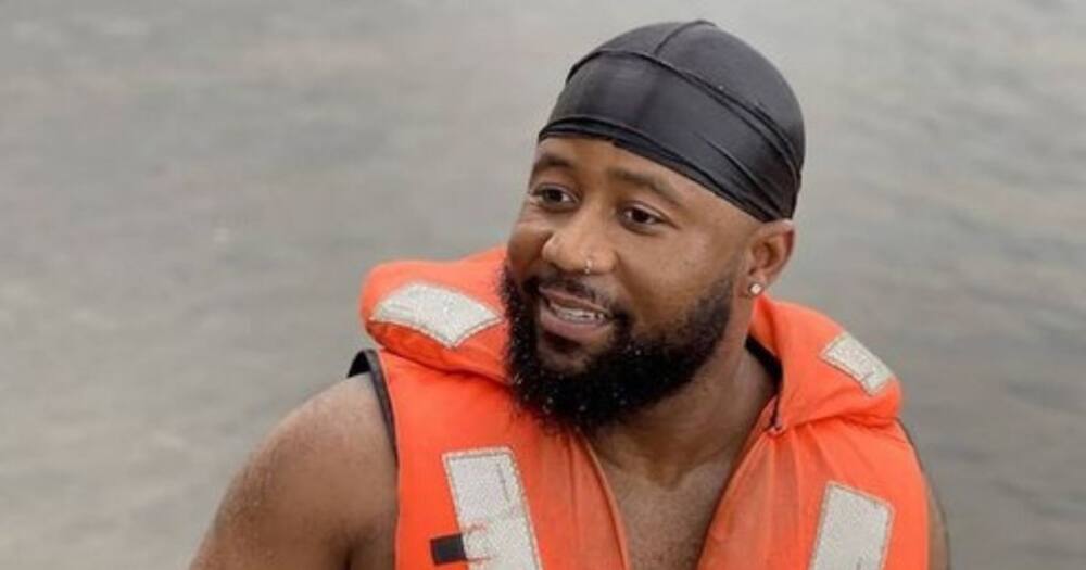 Cassper Nyovest, defends himself, troll