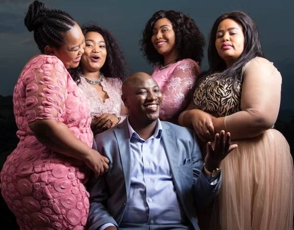 Get First Wife Pastor Nozewu And His Wife Pics