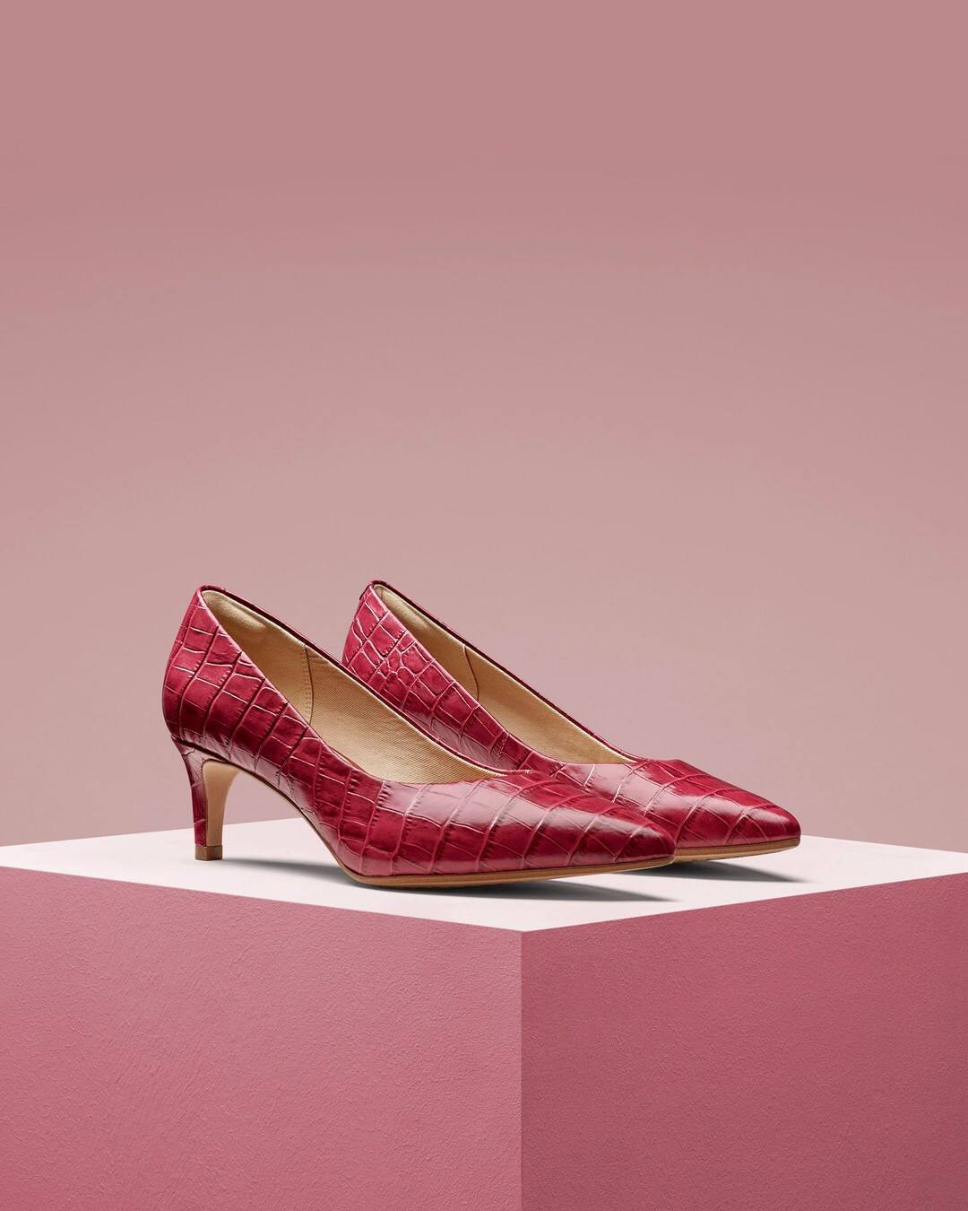 cheap places to buy heels
