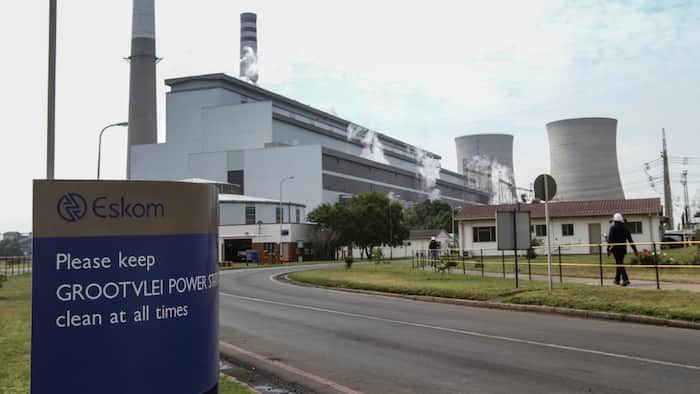 Botswana Power Corporation offers to export surplus electricity to Eskom during off-peak times