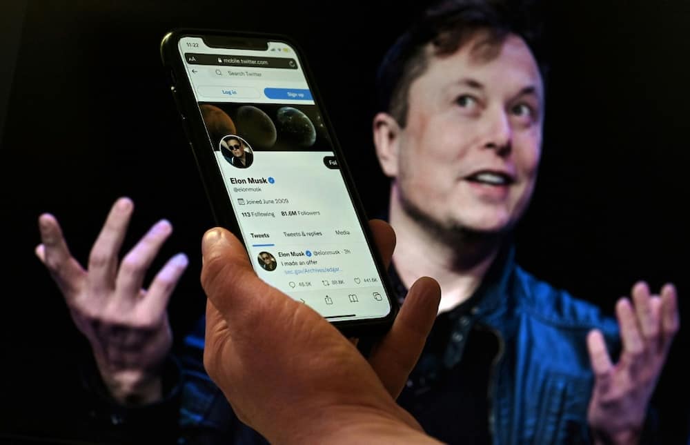 Elon Musk backing out of his deal to buy Twitter sets the stage for litigation over a $1 billion breakup fee as well as harm done to Twitter's reputation and share price. Elon Musk backing out of his deal to buy Twitter sets the stage for litigation over a $1 billion breakup fee as well as harm done to Twitter's reputation and share price.