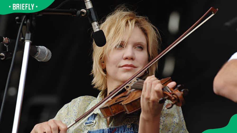 Alison Krauss at What Stage