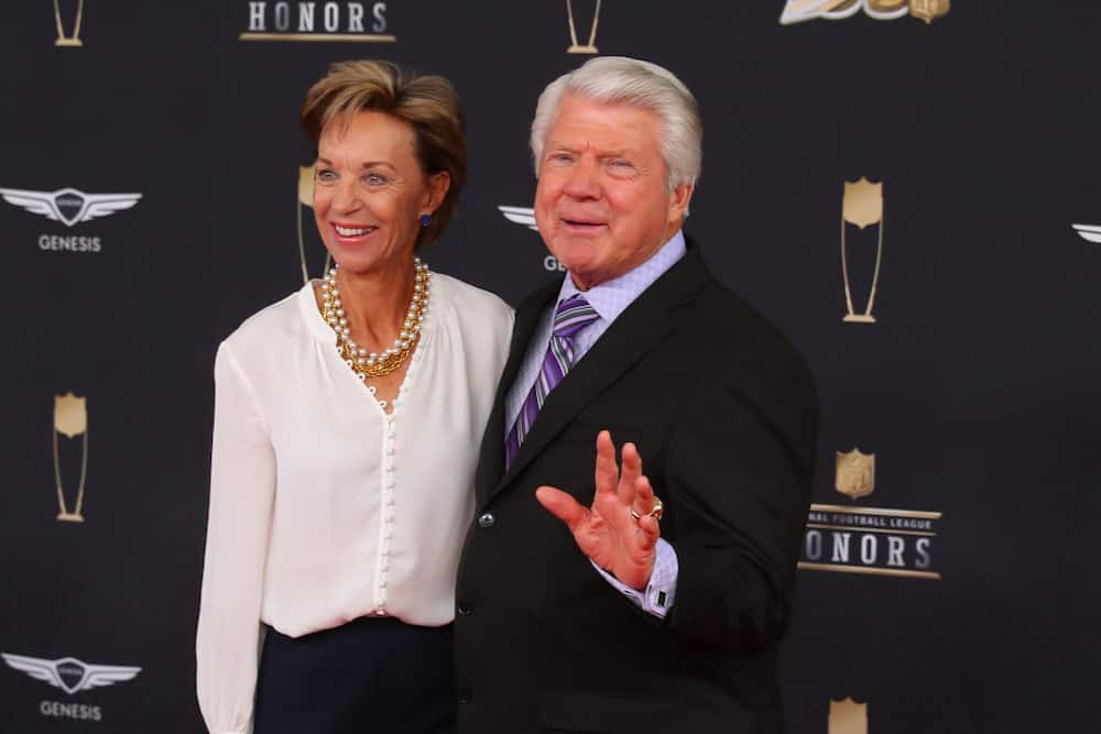 Jimmy Johnson (American football coach) - Wikipedia