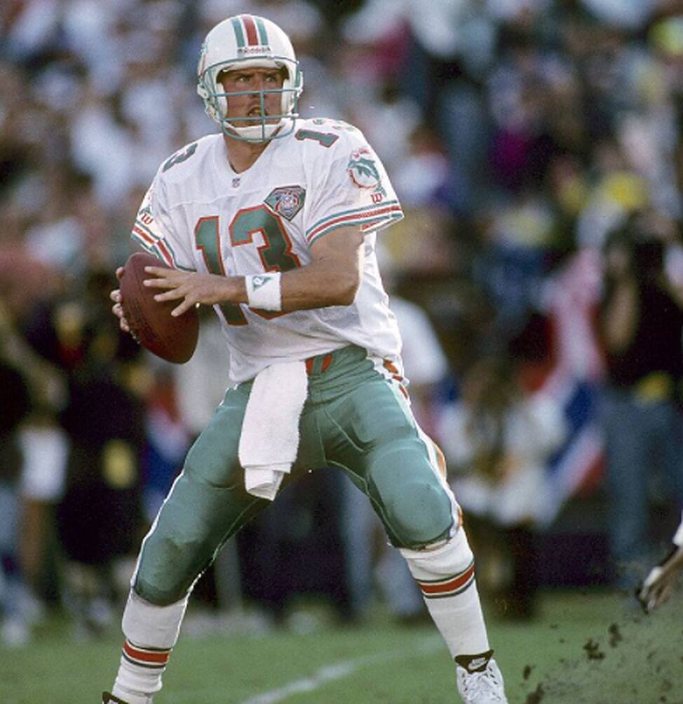 Dan Marino Quarterback for the Miami Dolphins before the game against  News Photo - Getty Images