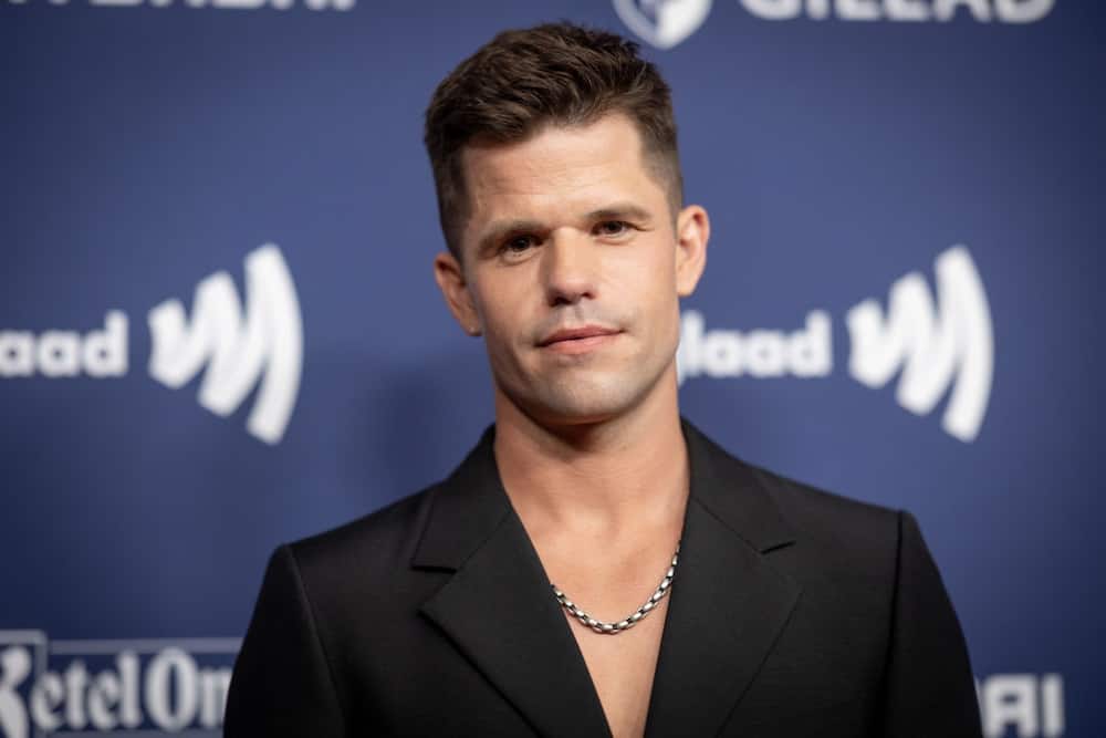 charlie carver's siblings charlie carver's siblings