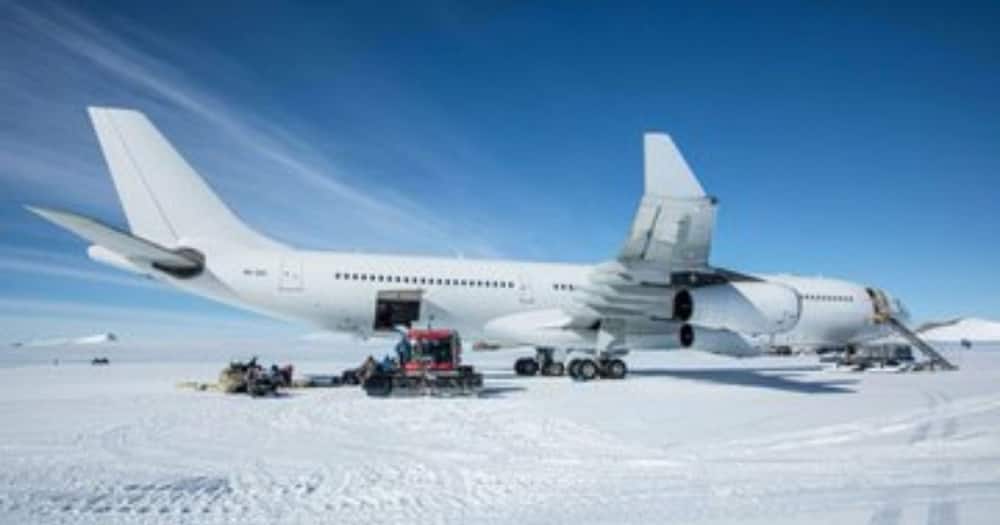 Airbus, Hi Fly, Operated, Historical, Flight, Cape Town, to Antarctica, Aviation