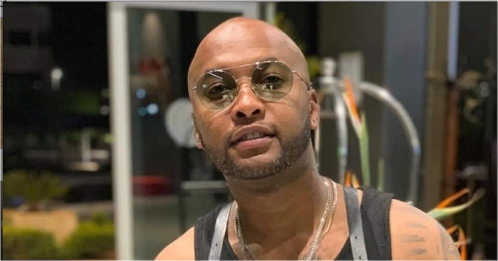 Vusi Nova shows off stunning girlfriend: “Isn’t she lovely”