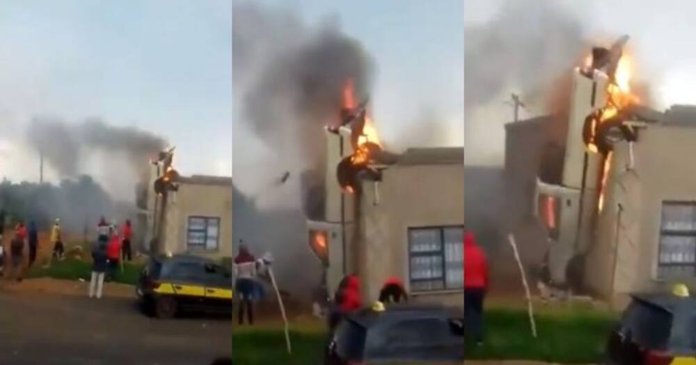 Unusual clip, bakkie 'parked' on side of building