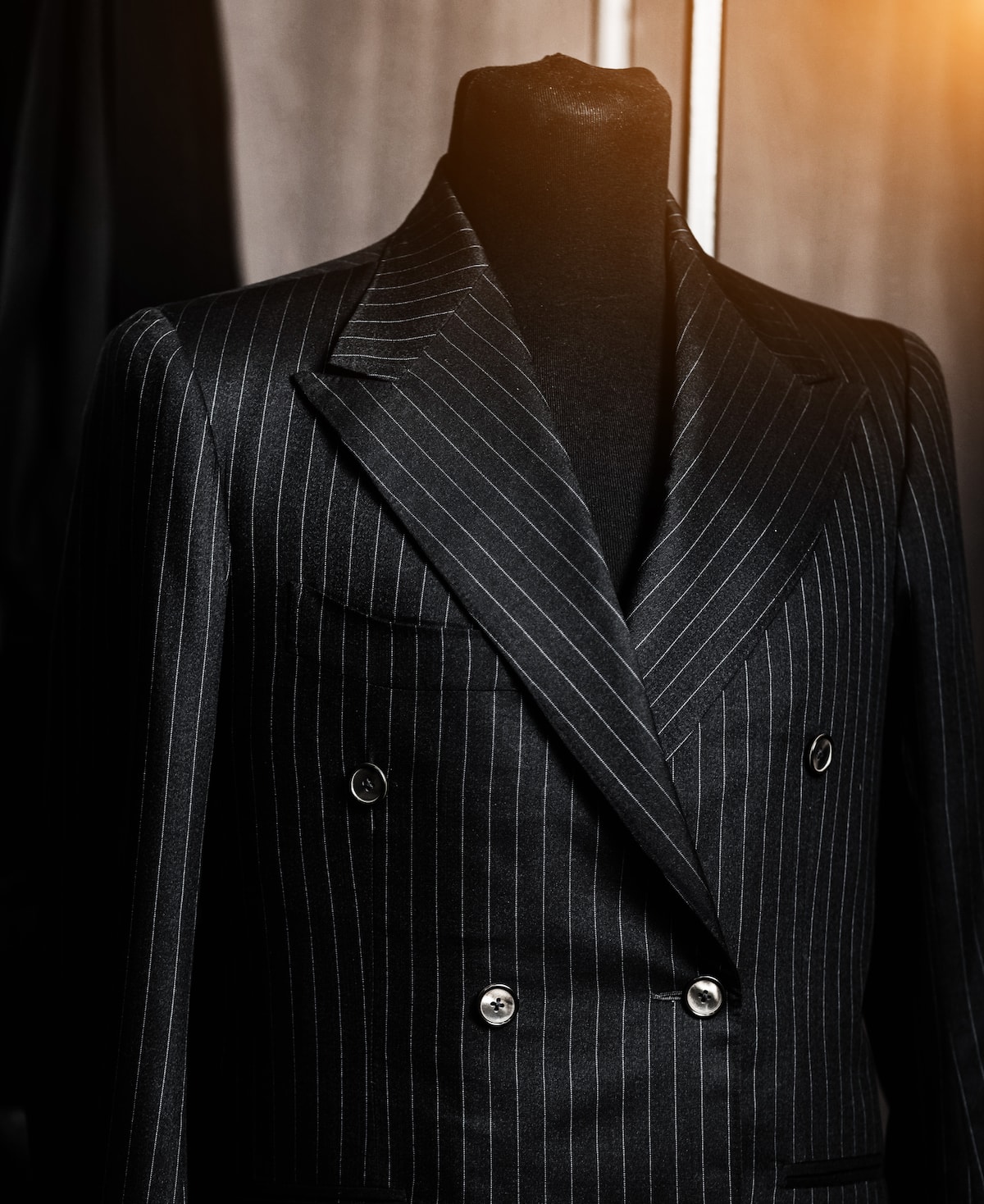 Most expensive suit in sales the world