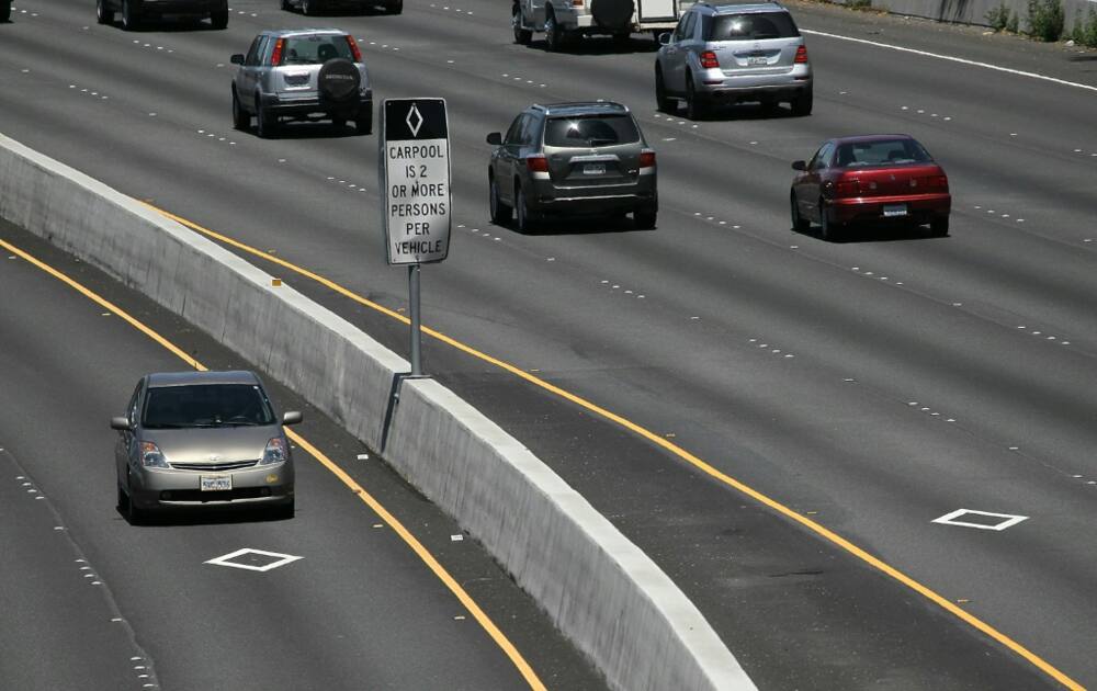 Pregnant Texas driver argues fetus is passenger after carpool fine