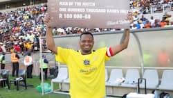 Kaizer Chiefs' suspended goalkeeper Itumeleng Khune stirs debate with Carling All-Stars performance