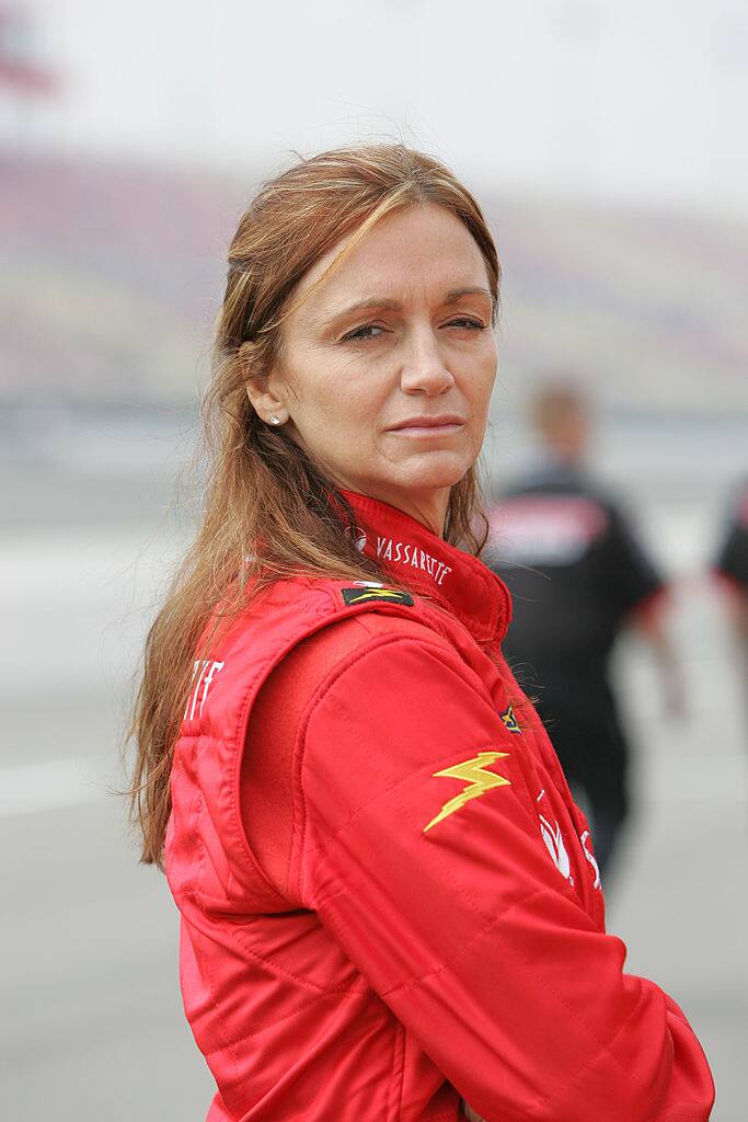 woman race car driver
