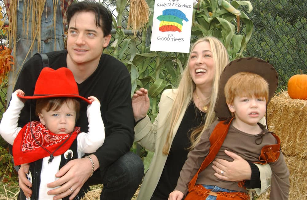 Brendan Fraser with kids and Afton Smith