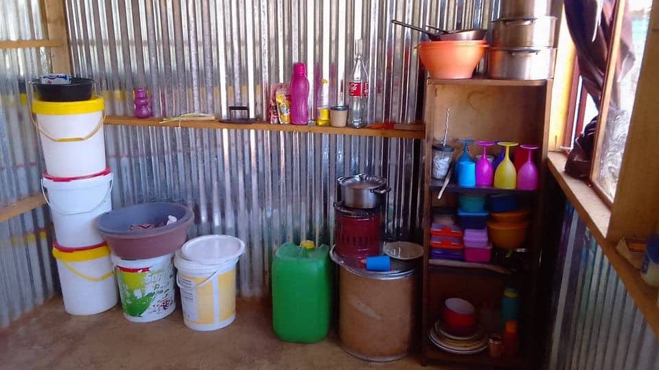Minnie Minnie Sdudla's shared another picture of her kitchen