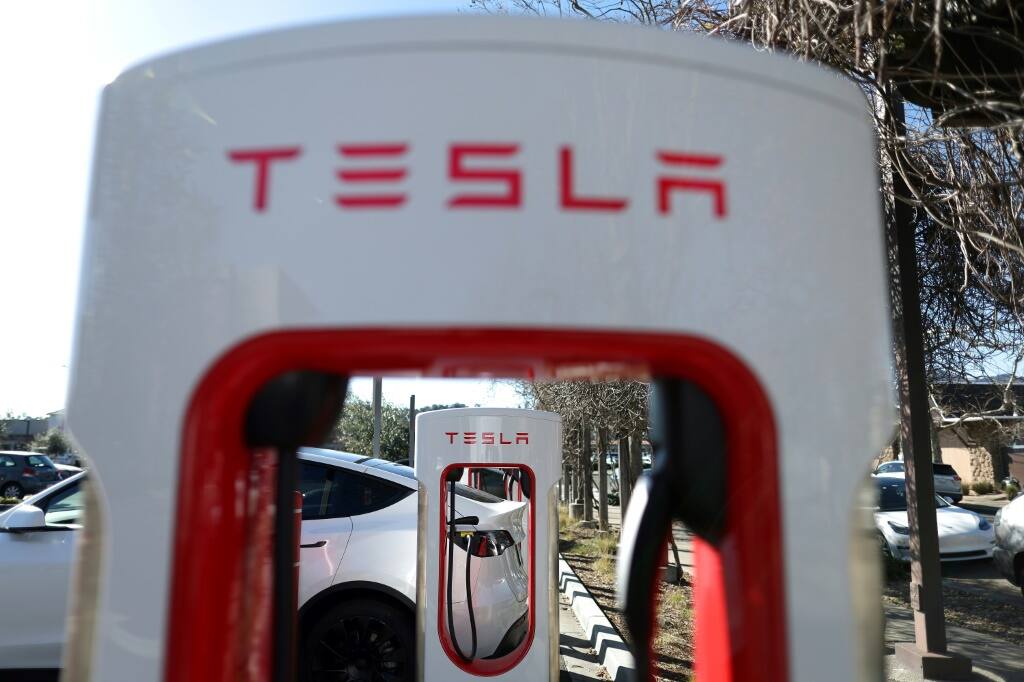 GM Reaches Deal For Access To Tesla's North American Chargers - Briefly ...