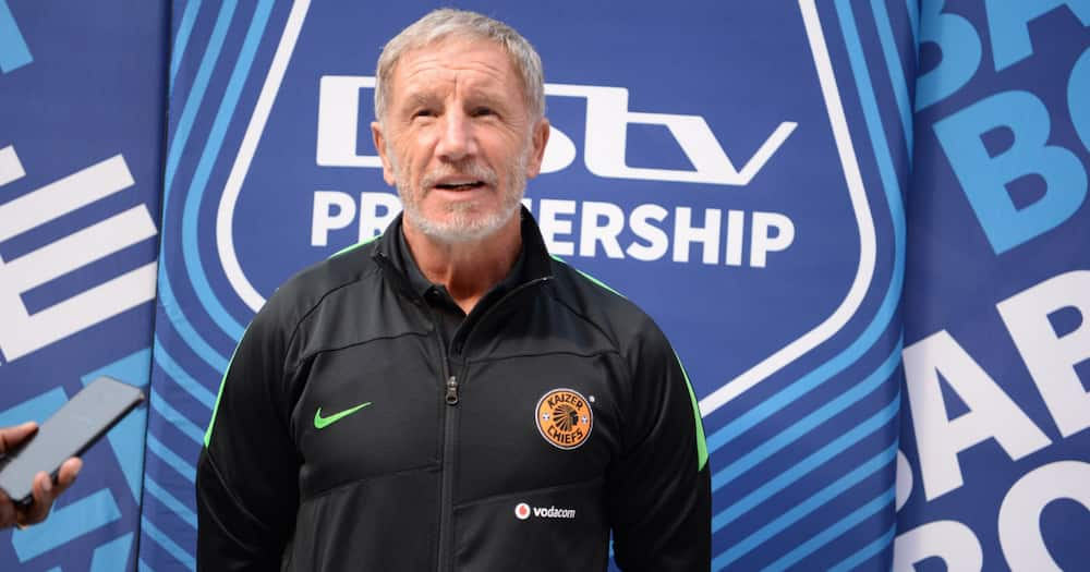 Stuart Baxter, Kaizer Chiefs, Mamelodi Sundowns, DStv Premiership, tactics, decisions, Njabulo Ngcobo