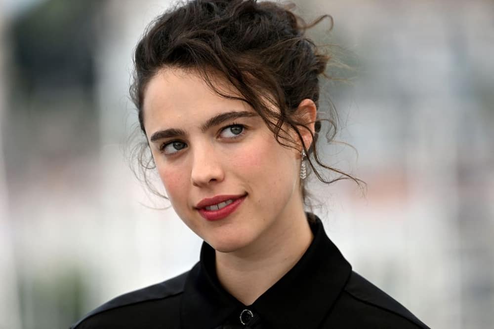 Who is Margaret Qualley's dad?