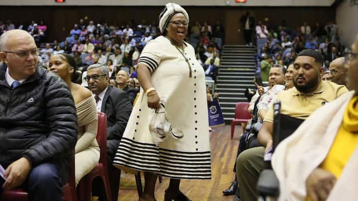 "The joy of a mother's sacrifice": UWC graduates showered with love from proud Mzansi mamas