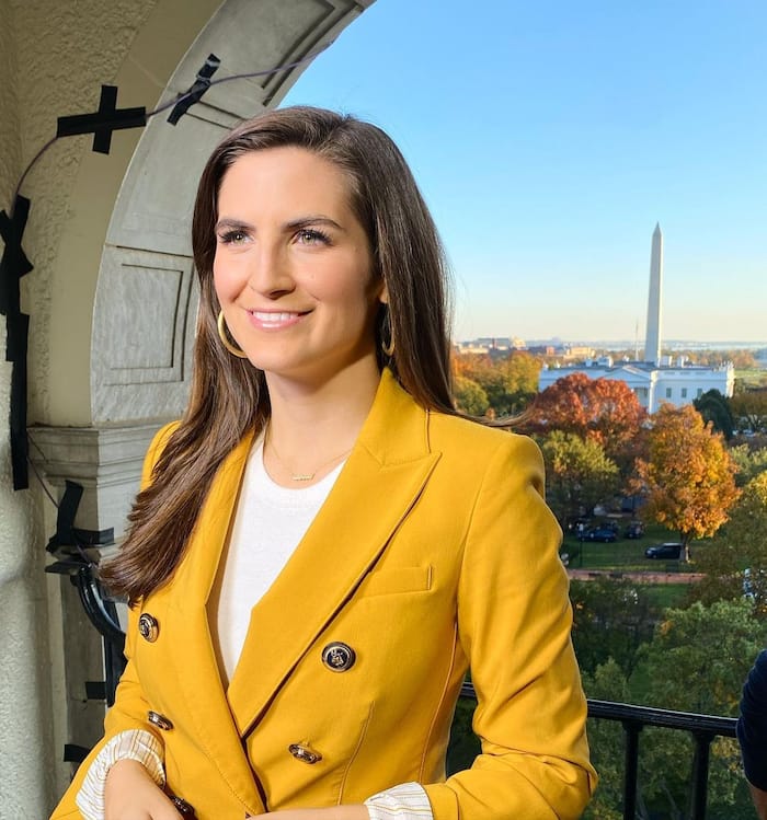 Kaitlan Collins net worth, salary, family, parents, career, mouth, IG