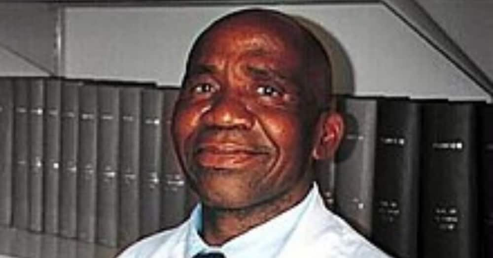 Hamilton Naki, Mzansi, Apartheid, Scientist, Technician