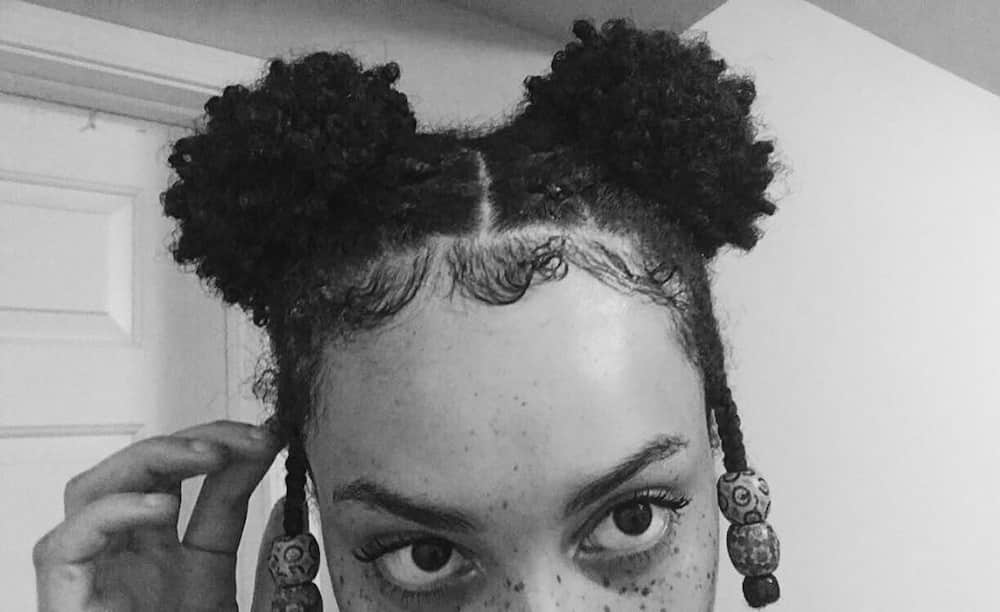 25 Cute short curly hairstyles for black women to try in 2020