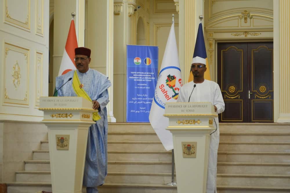The presidents of Chad (R) and Niger said they want to revive the G5 Sahel force to fight the jihadist insurgency