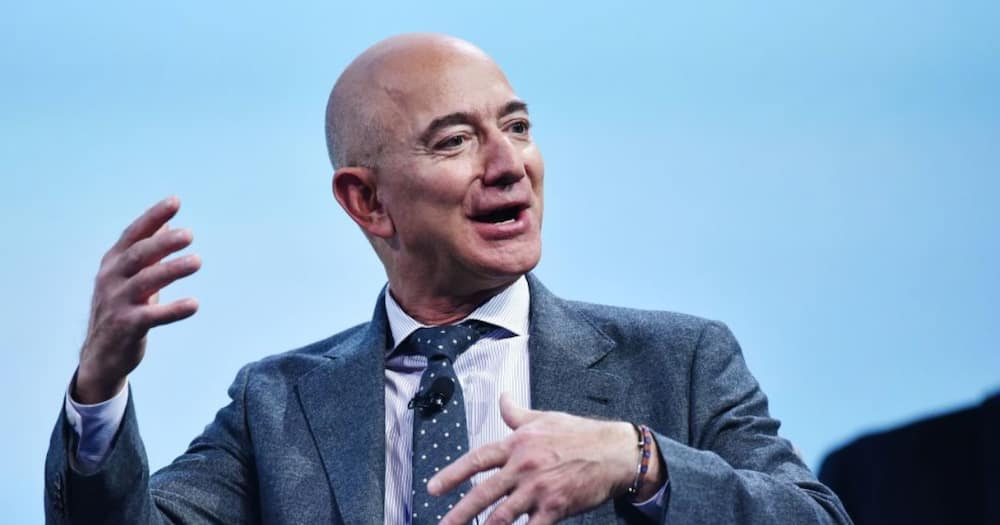 Jeff Bezos, Space exploration, Let back on Earth, 185 000, Petition