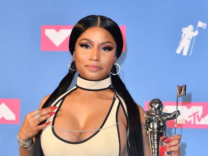 Nicki Minaj held her award