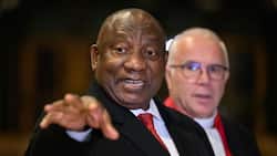 Cyril Ramaphosa praised by UK parliament for restoring the rainbow nation, Mzansi scoffs it off as lies