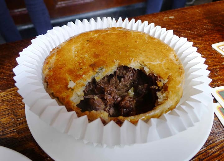 how-to-make-steak-and-kidney-pie-using-easy-recipes-in-south-africa