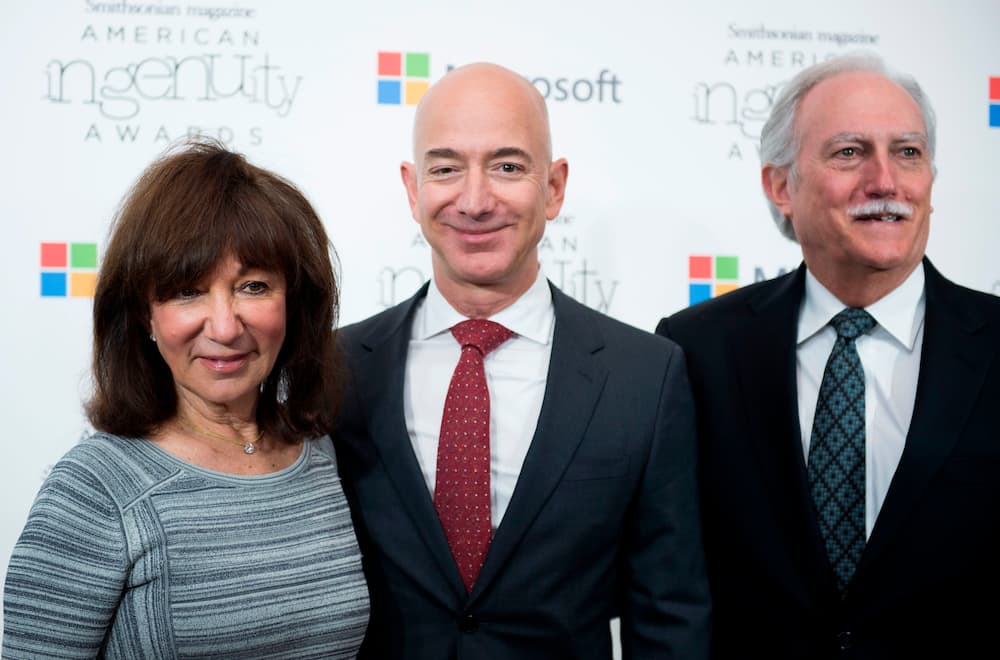 Tech billionaire Jeff Bezos with his parents Mike and Jackie during the 2016 American Ingenuity Awards in Washington, DC.