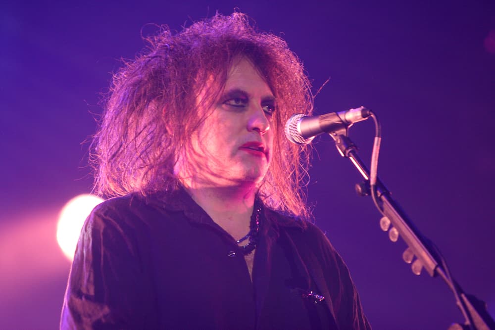 Robert Smith (musician) - Wikipedia