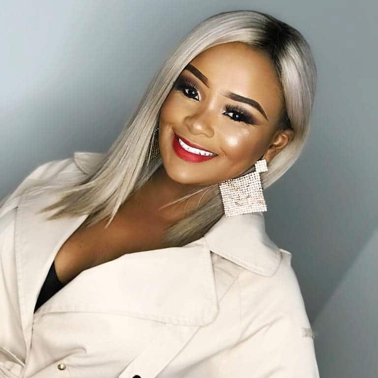 Nonhle Thema biography: age, husband, wedding, parents, school, Tweets and Instagram