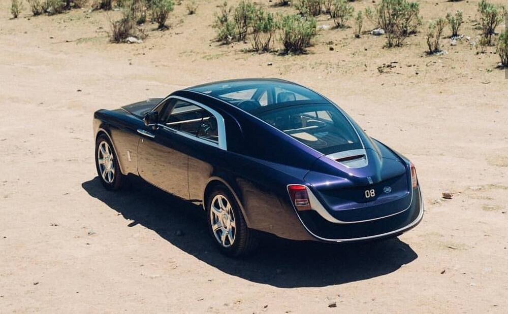 Is there a car worth 1 billion dollars? Is there a car worth 1 billion dollars?