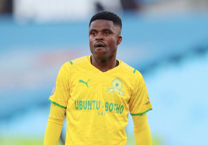 Lesedi Kapinga's biography: Orlando Pirates' pre-season signing ...