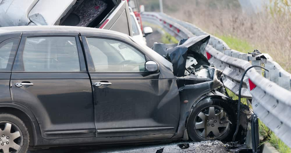 Multiple vehicle, Collision, Crash, Accident, N2, Umtentweni, Port Shepstone, KwaZulu Natal, KZN, Driver, Light motor vehicle, LMV, Department of transport, Spokesperson