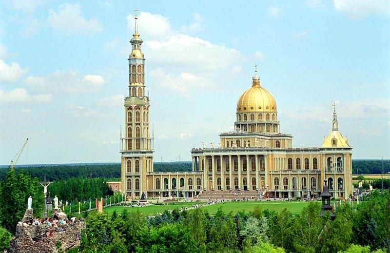 largest church in the world