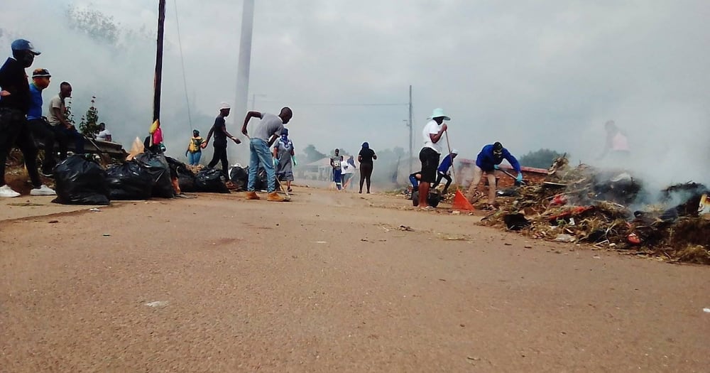 Community cleans up Soshanguve 'Block R' illegal dumping site
