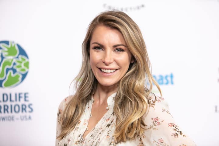 Crystal Hefner's net worth, age, children, boyfriend, height, songs ...