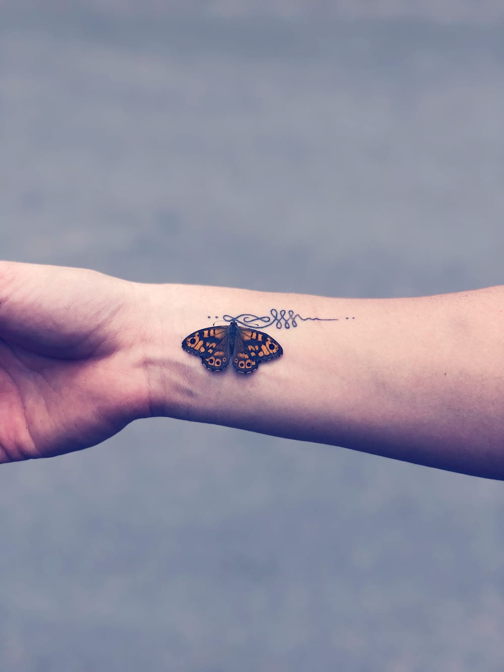 30+ best wrist tattoos for men and women with a definite wow factor - 30+ best wrist tattoos for men and women with a definite wow factor -