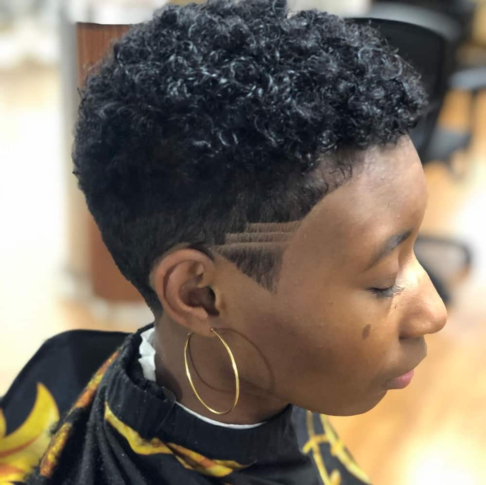 13 Short Hair Cuts For Black Woman 2020 for Round Face