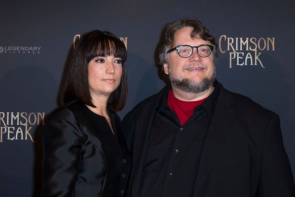 How did Guillermo del Toro and Lorenza Newton meet?